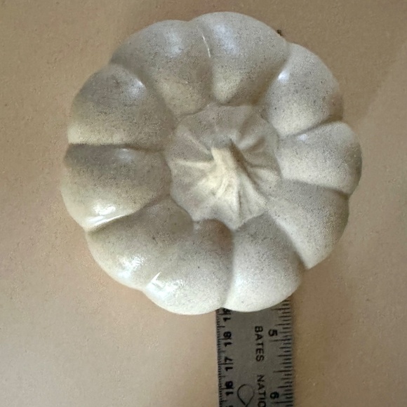 Small Green Vase and Pumpkin Decor - Picture 7 of 10